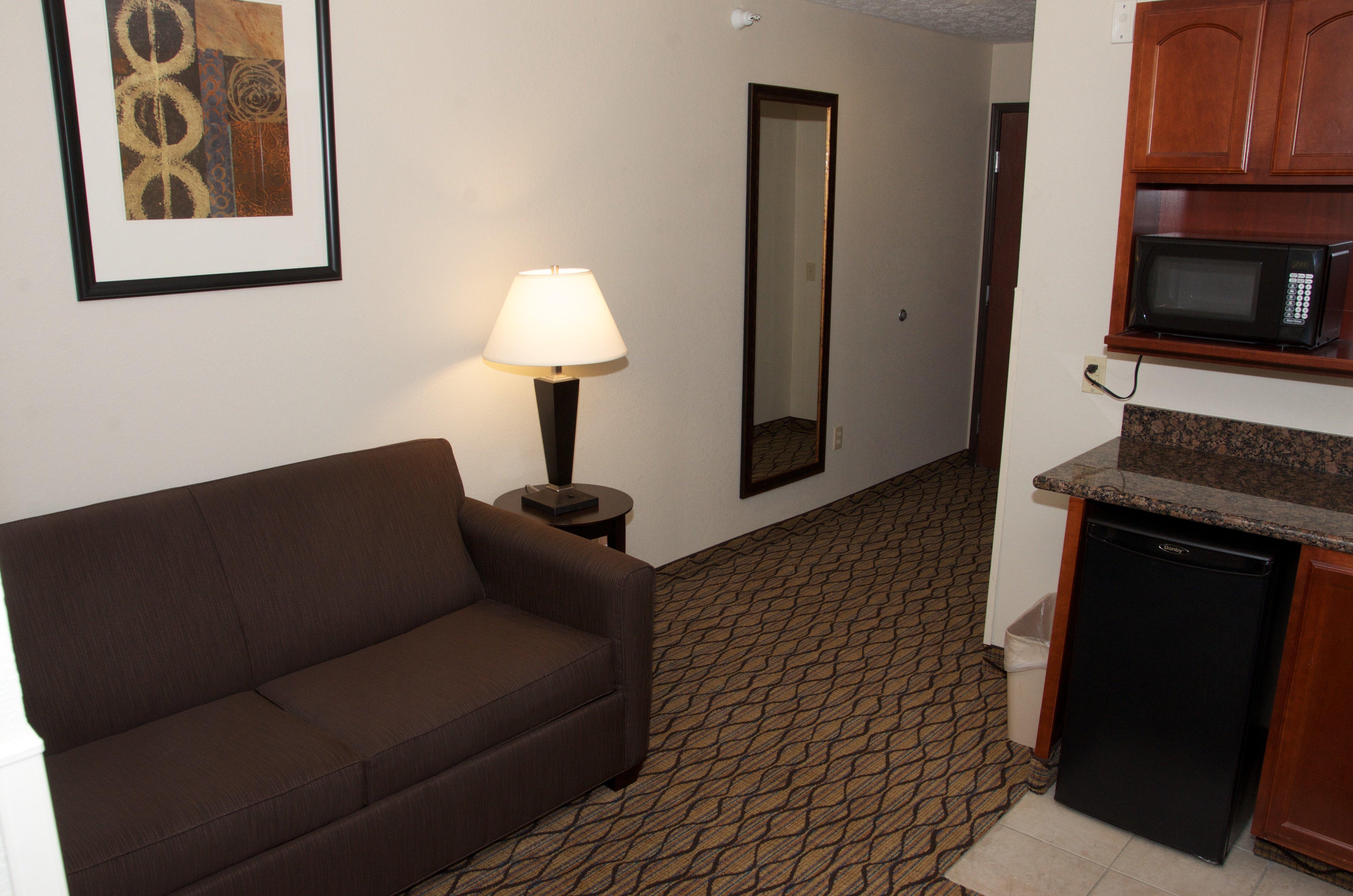Holiday Inn Express Hotel & Suites Cadillac By Ihg Exteriör bild