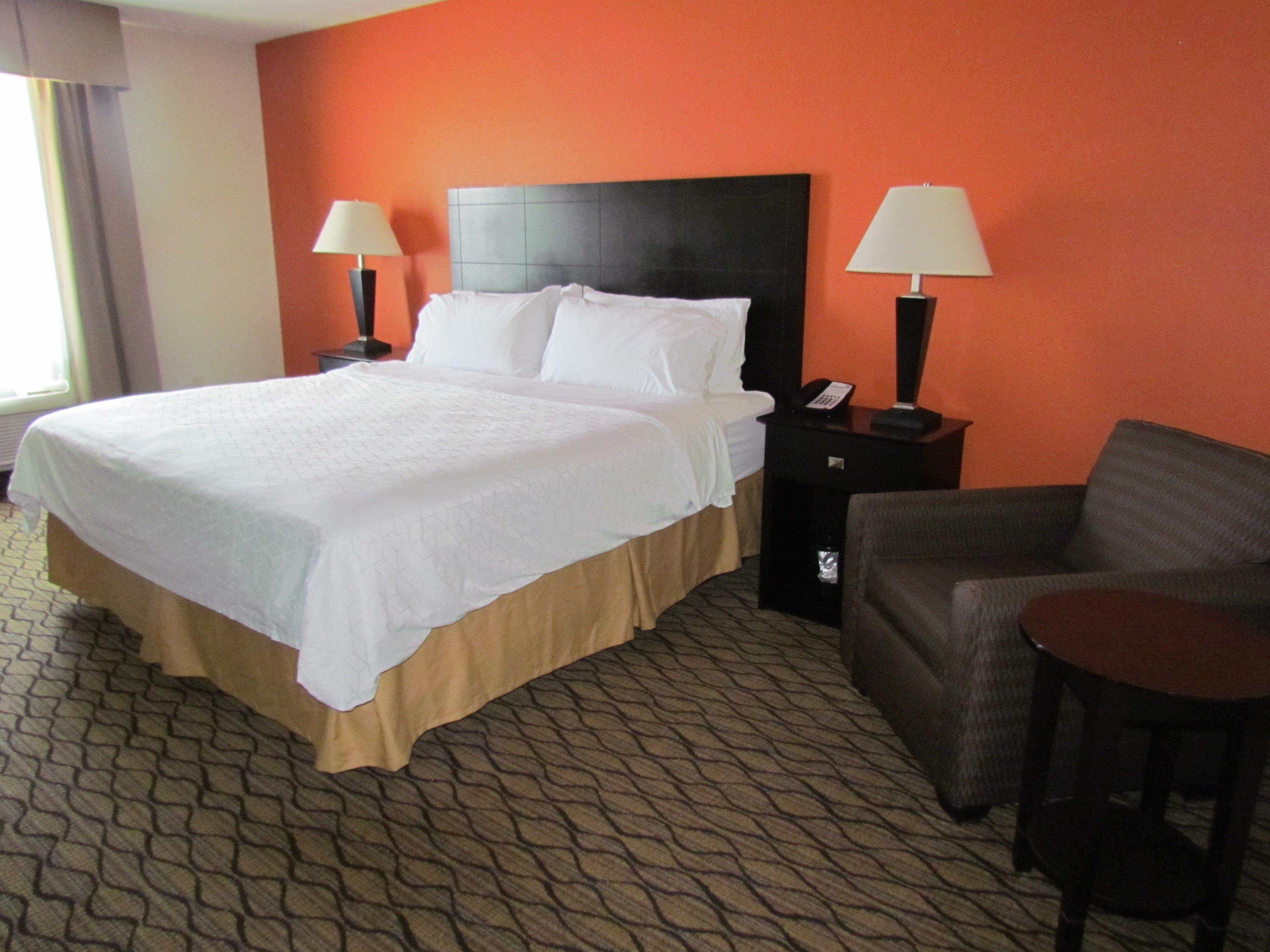 Holiday Inn Express Hotel & Suites Cadillac By Ihg Exteriör bild