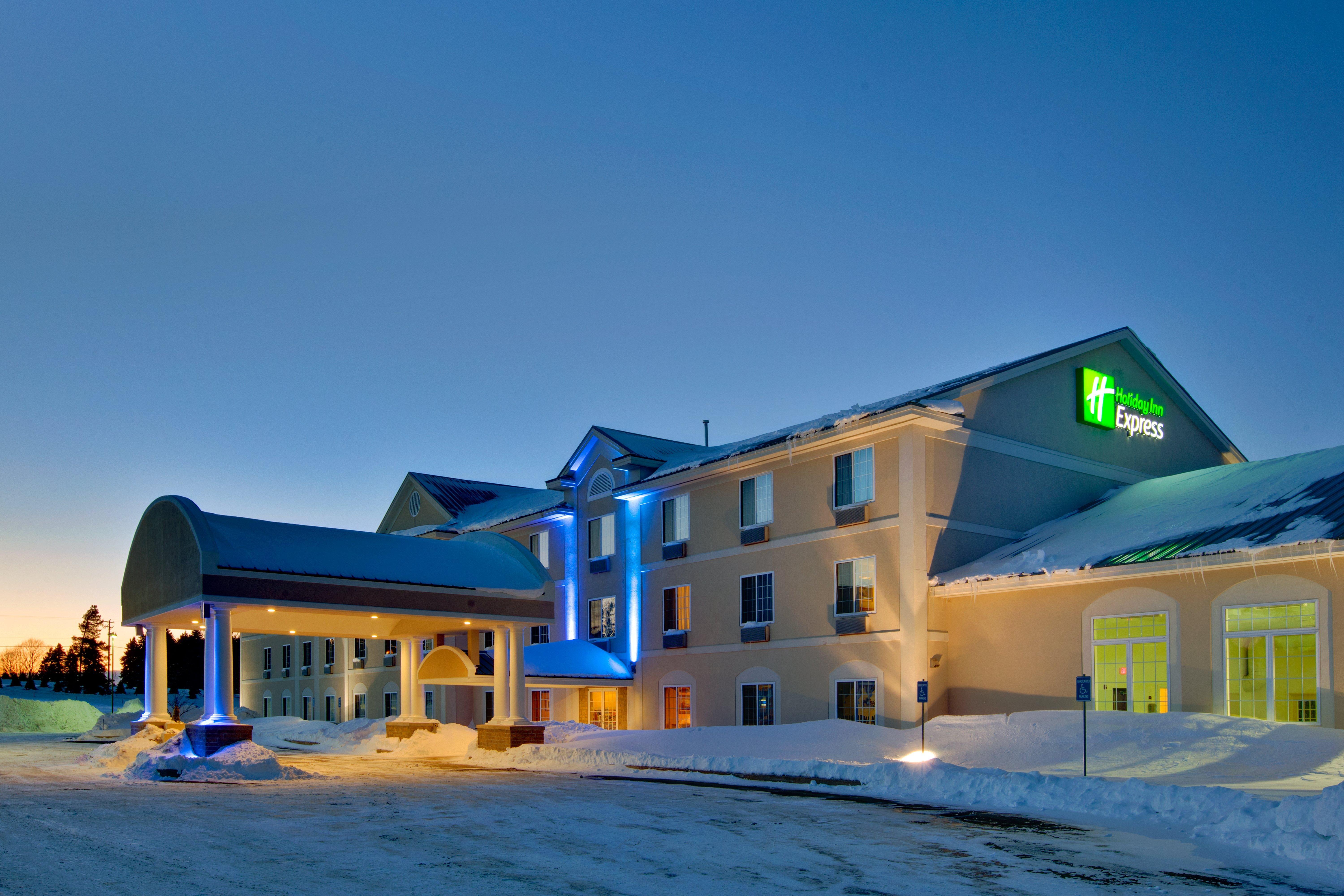 Holiday Inn Express Hotel & Suites Cadillac By Ihg Exteriör bild